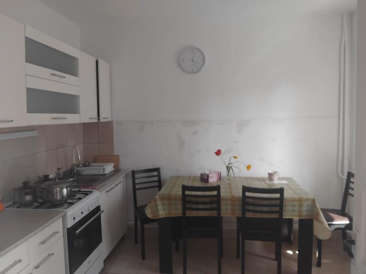 5217  Casa parter +etaj  KM 5 - 22