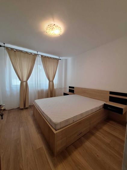 Direct proprietar, vand apartament 2 camere, strada Turda, sector 1 - 6