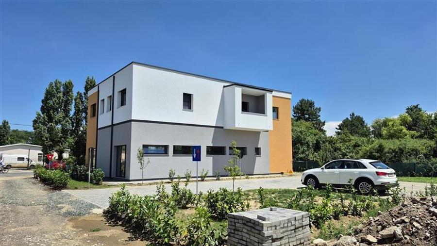 Spațiu comercial, de 130 mp, în Buziașului