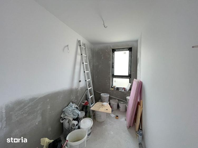 Casă cu 6 camere cu Teren 420 Mp în Ghiroda