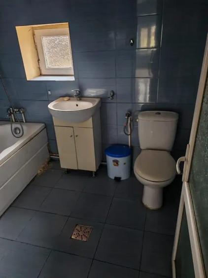 Casă cu 4 camere în Cerna