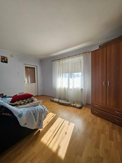 Casă individuală cu 4 camere cu Teren 1676 Mp în Exterior Nord
