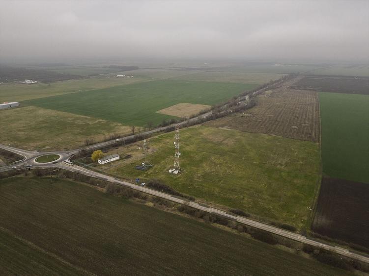 Teren agricol extravilan de 84000 mp, în Exterior Vest