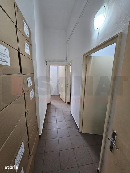 Apartament cu 4 camere în Central