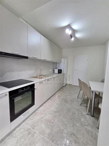 Apartament cu 2 camere decomandat, mobilat în Aradului