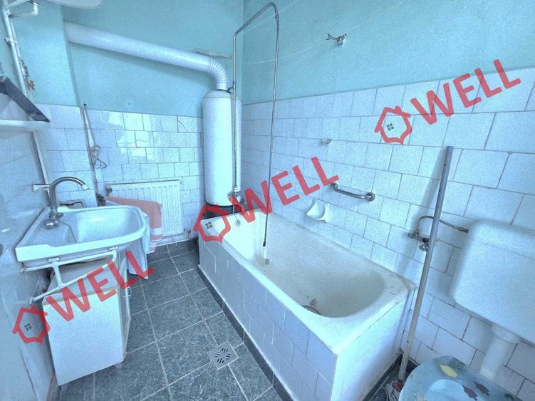 Casă cu 2 camere cu Teren 2000 Mp în Aita Mare