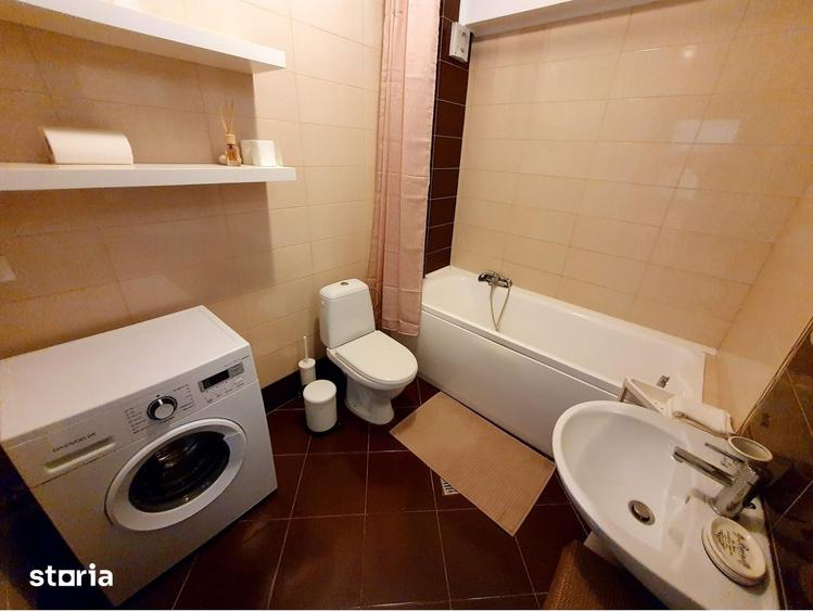Apartament cu 3 camere în Dămăroaia