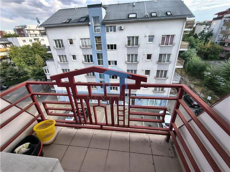 Garsonieră decomandată în Zorilor