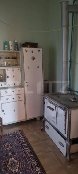 Casă individuală cu 2 camere cu Canalizare în Ceanu Mare