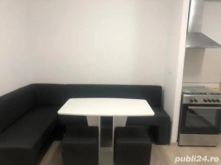 Apartament cu 2 camere semidecomandat în Fratelia