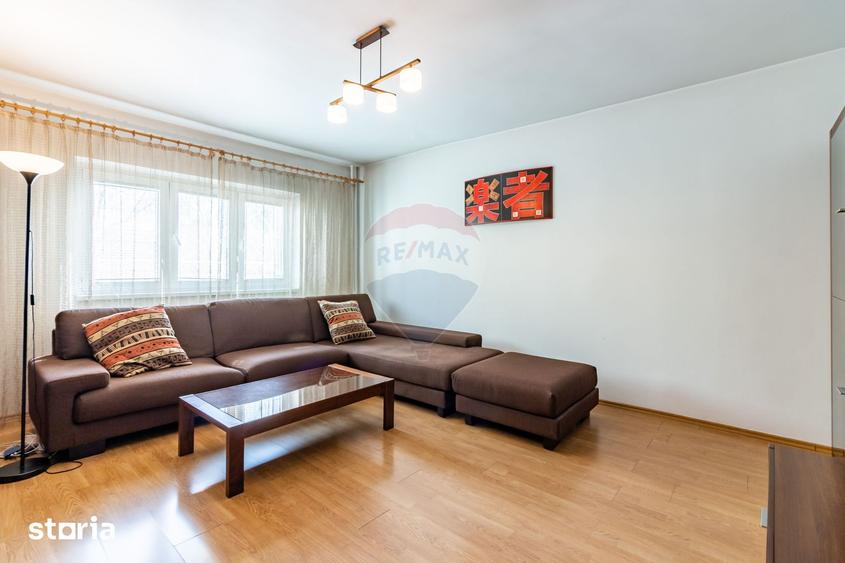 Apartament cu 3 camere, mobilat în Nerva Traian