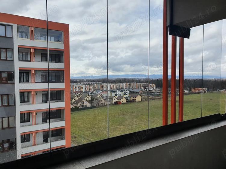 Apartament cu 3 camere decomandat în Vest