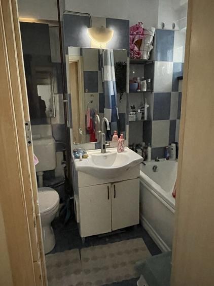 Apartament cu 3 camere decomandat în Circumvalațiunii