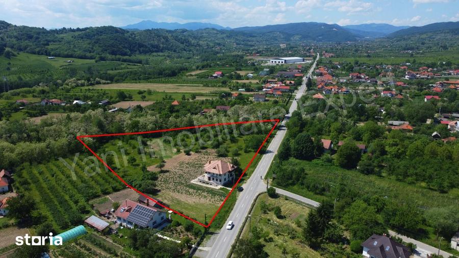 Casă cu 6 camere cu Teren 14710 Mp în Șuici