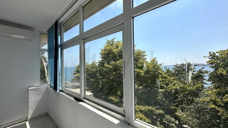 Spațiu comercial, de 742 mp, în Cazino