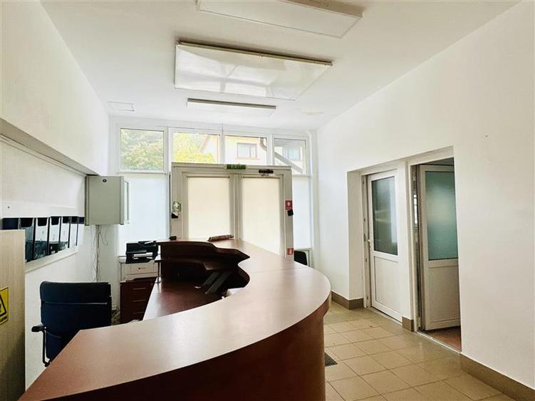 Casă individuală cu 6 camere cu Teren 275 Mp în Bartolomeu