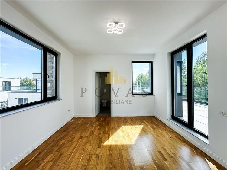 Casă individuală cu 5 camere cu Piscina în Iancu Nicolae