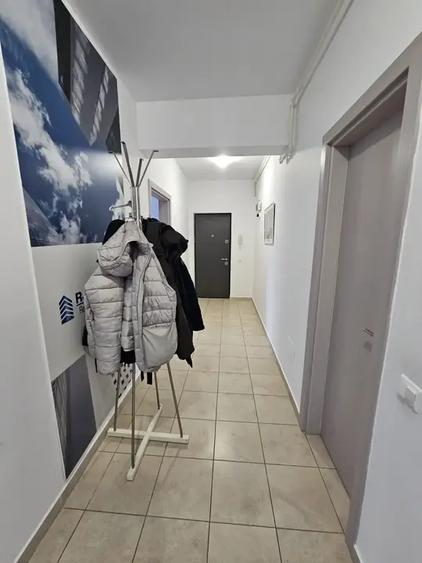 Apartament cu 3 camere decomandat în Theodor Pallady