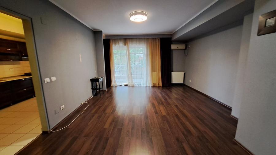 Apartament cu 3 camere decomandat, mobilat în Herăstrău