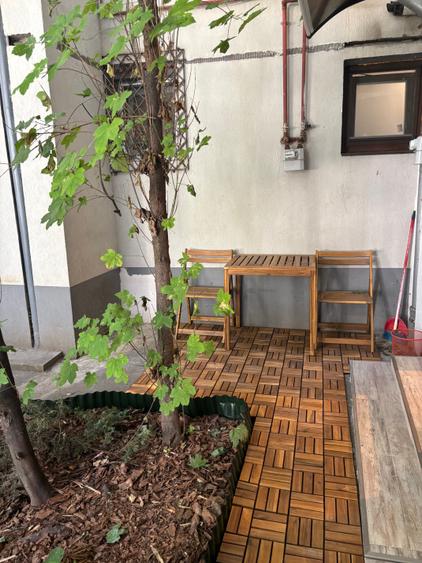 Apartament cu 2 camere semidecomandat în Grivița
