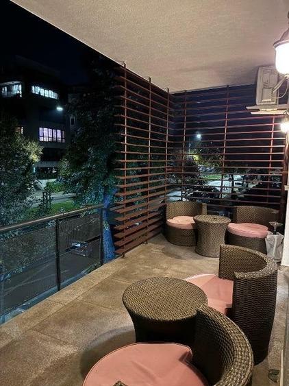 Apartament cu 3 camere decomandat, mobilat în Casin