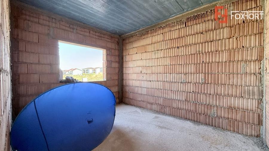 Duplex cu 4 camere cu Canalizare în Moșnița Veche