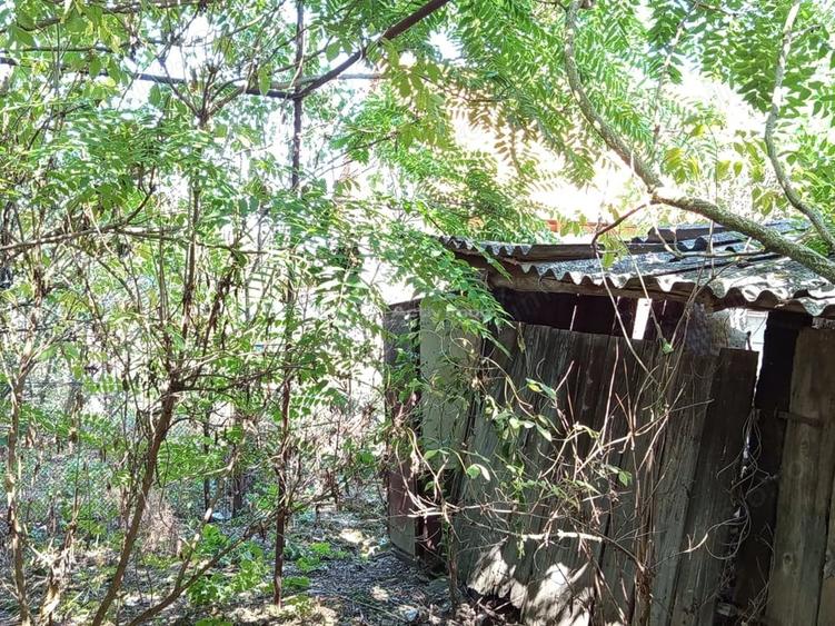 Casă cu 5 camere cu Teren 1439 Mp în Iam