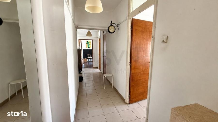 Apartament cu 4 camere decomandat în Lacul Tei