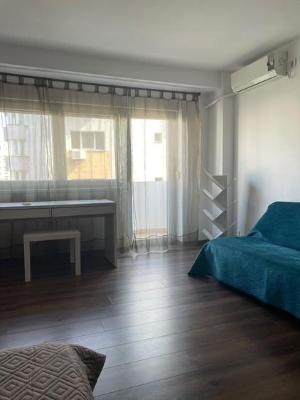 Garsonieră decomandată în Muncii
