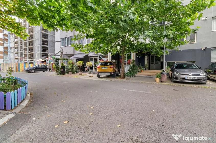 Apartament cu 2 camere decomandat în Apărătorii Patriei