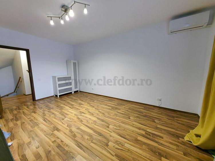 Apartament cu 4 camere decomandat, mobilat în Băneasa