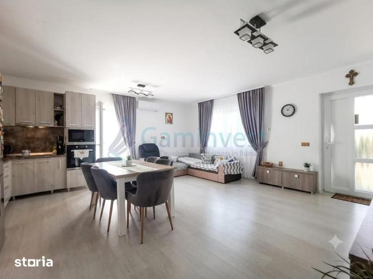 Casă cu 4 camere decomandat cu Teren 400 Mp în Oșorhei