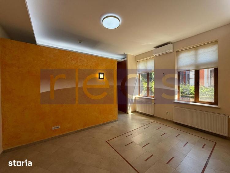 Casă cu 4 camere cu Teren 70 Mp în Cotroceni