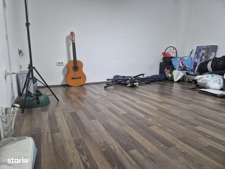 Apartament cu 3 camere decomandat în Malul Mureșului