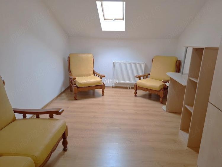 Brasov zona garii - Lacramioarelor, living + 2 camere, 54mp, etaj 5, scara interioara. 81.000 EUR