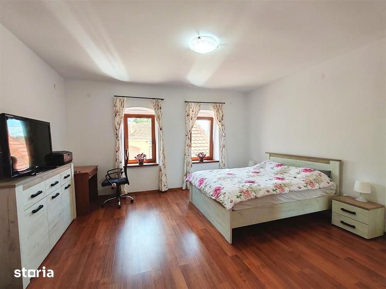 Casă cu 3 camere cu Teren 1147 Mp în Șelimbăr