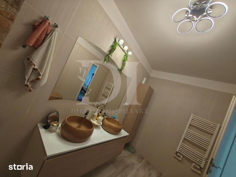 Duplex cu 4 camere cu Canalizare în Florești