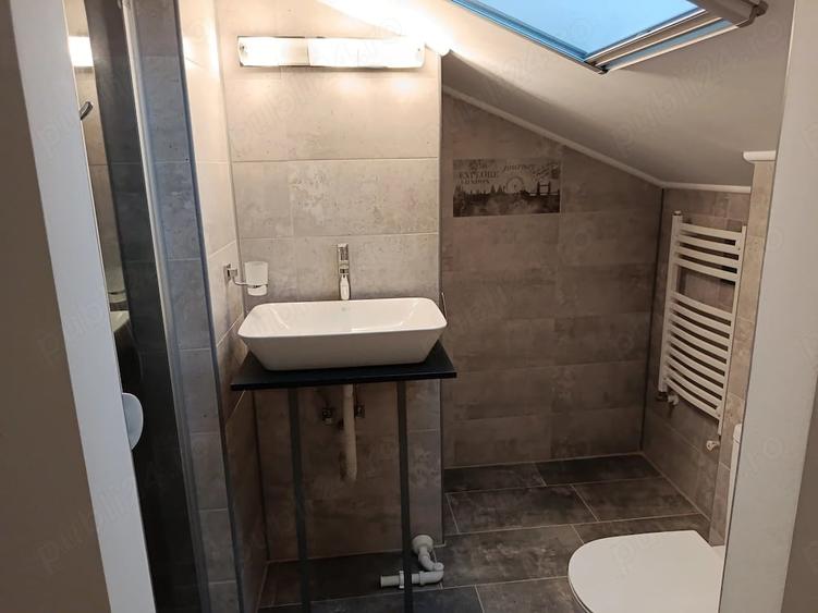 Casă cu 6 camere cu Teren 1934 Mp în Găneasa