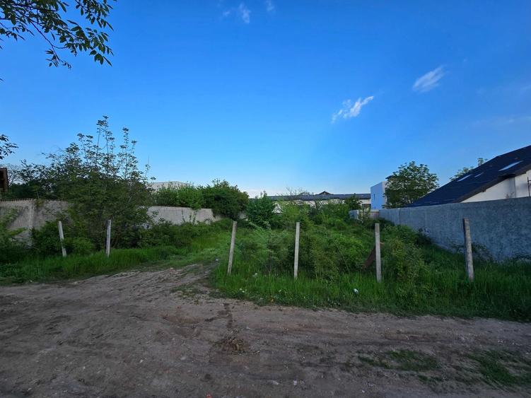 Teren Construcții intravilan de 662 mp, în Prelungirea Ghencea