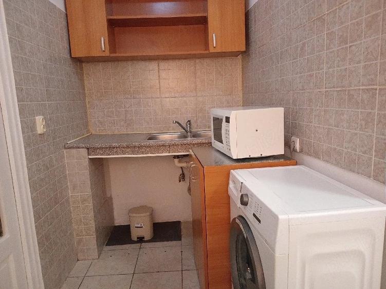 Garsonieră decomandată în Pieptănari
