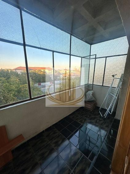 Apartament cu 3 camere decomandat, mobilat în Bucovina