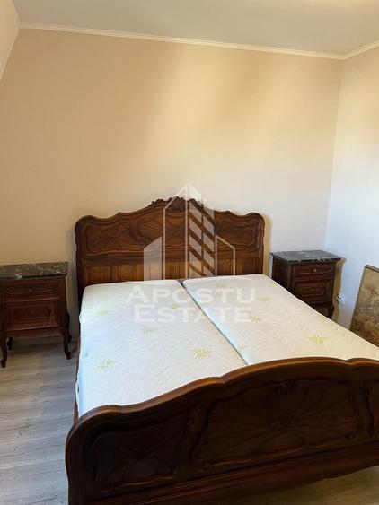 Apartament cu 3 camere semidecomandat în Steaua