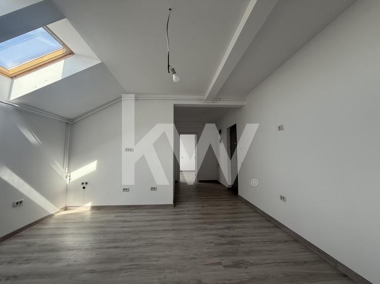 Apartament cu 2 camere semidecomandat în Stupini