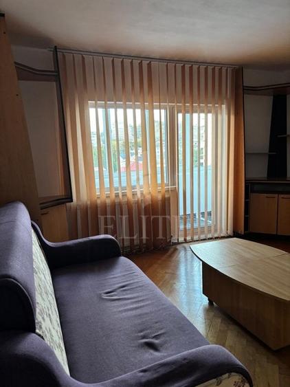Apartament cu 3 camere decomandat, mobilat în Grigorescu