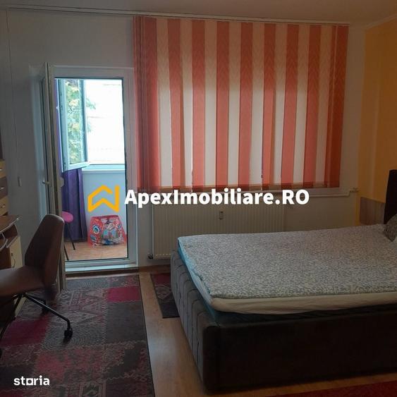 Garsonieră decomandată în Lacul Tei