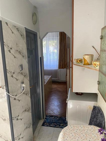 Apartament cu 2 camere decomandat în Dâmbu Pietros