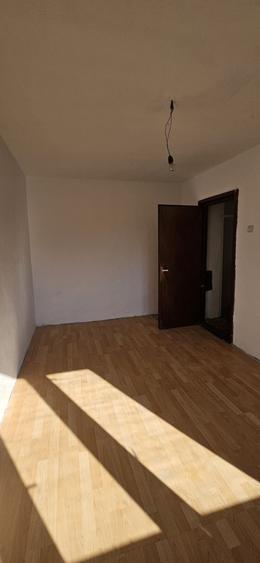 Apartament cu 2 camere decomandat în Șuncuiuș