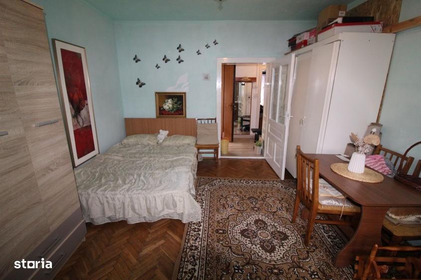 Casă cu 4 camere în Teliucu Inferior