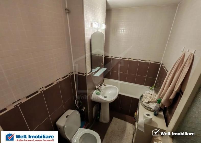 Apartament cu 3 camere semidecomandat în Gheorgheni