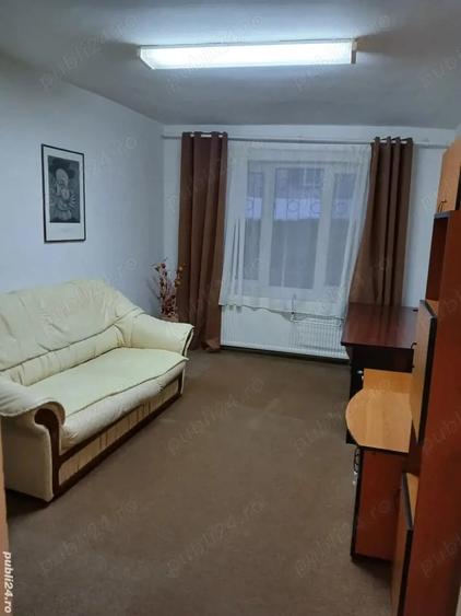 Apartament cu 2 camere decomandat în Corina